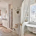 Romance of a bathroom in Provence