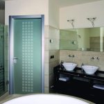 Glass doors for the bathroom - compare with a toilet